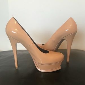 AUTH YSL Platform nude patent leather pumps